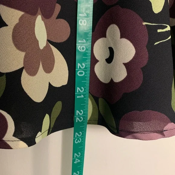 LOFT Mid Length Skirt - Picture 6 of 7